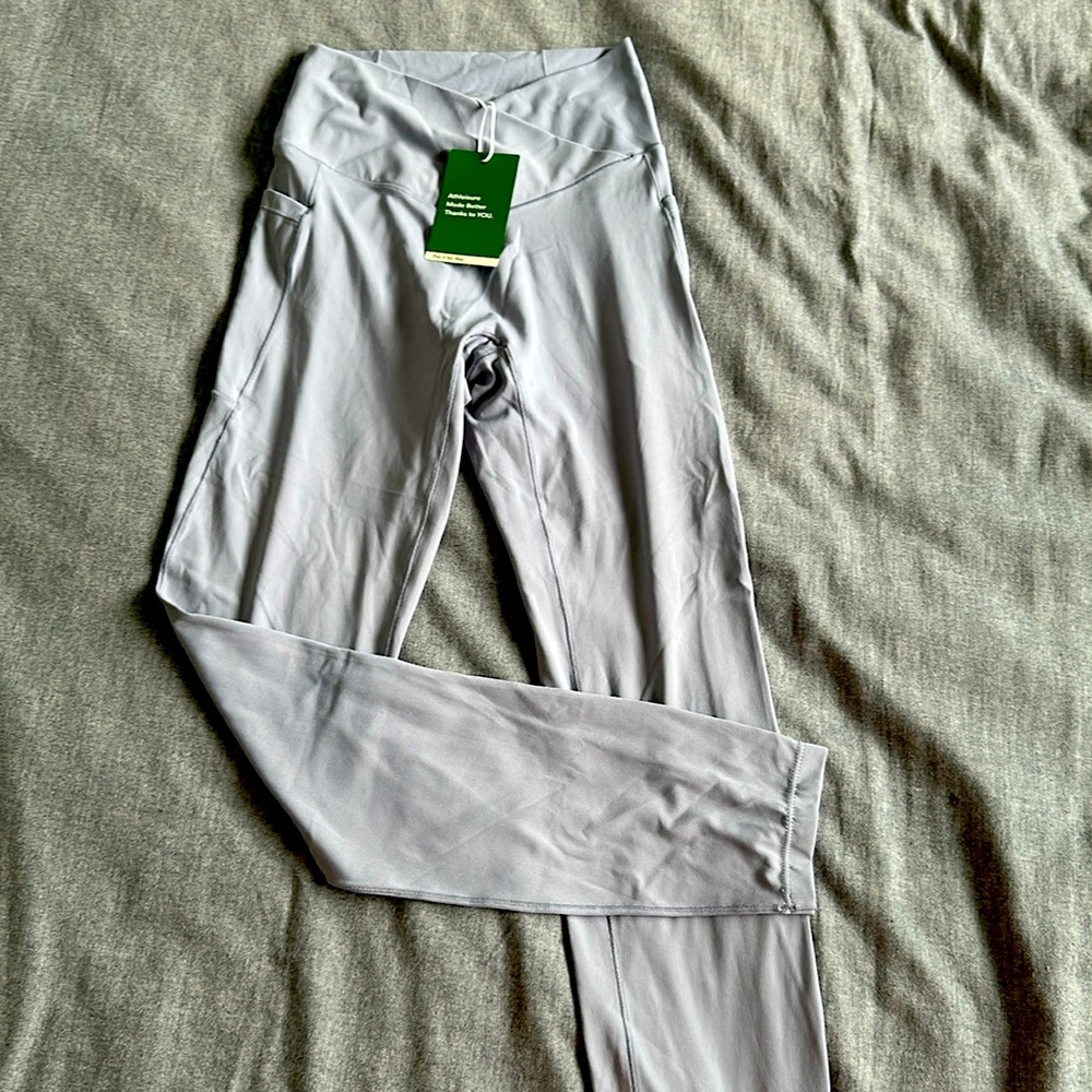 Nwt Halara Leggins